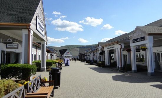 The Ultimate Shopping Experience - Woodbury Common - NYBLACKCAR